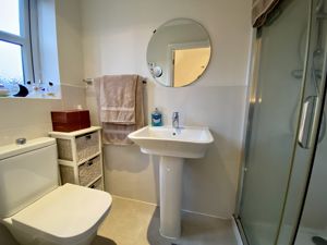 En-Suite- click for photo gallery